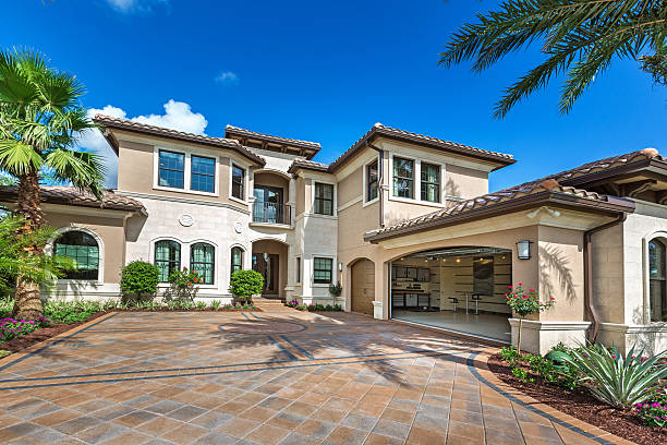 Best Driveway Paving Contractor  in Benton Harbor, MI